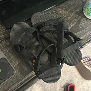 Women’s Tevas - 8